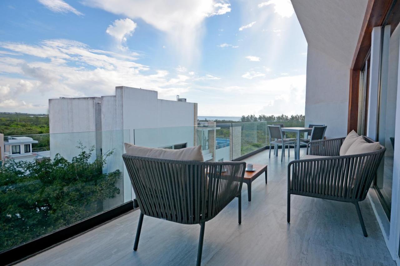 Mayan Monk Suites Плая дел Кармен Екстериор снимка