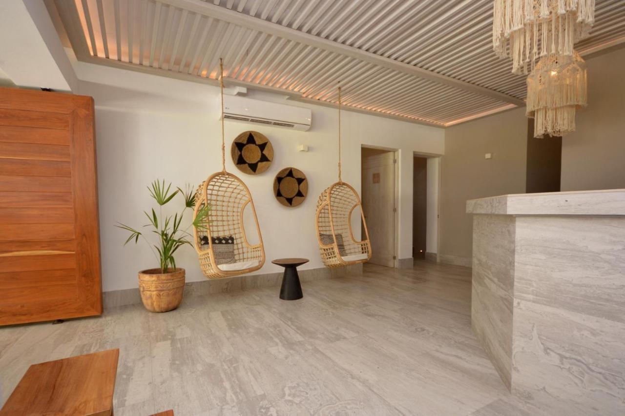 Mayan Monk Suites Плая дел Кармен Екстериор снимка