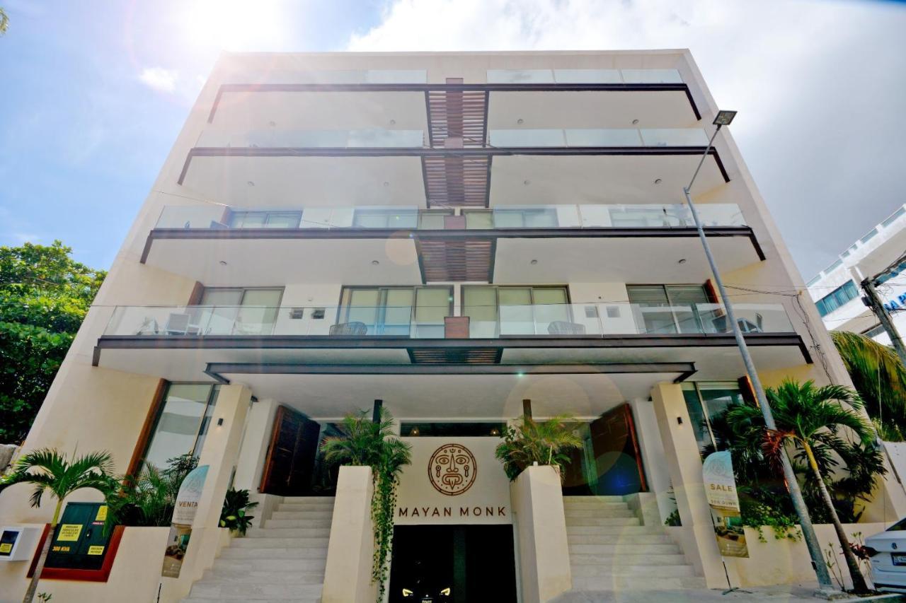Mayan Monk Suites Плая дел Кармен Екстериор снимка