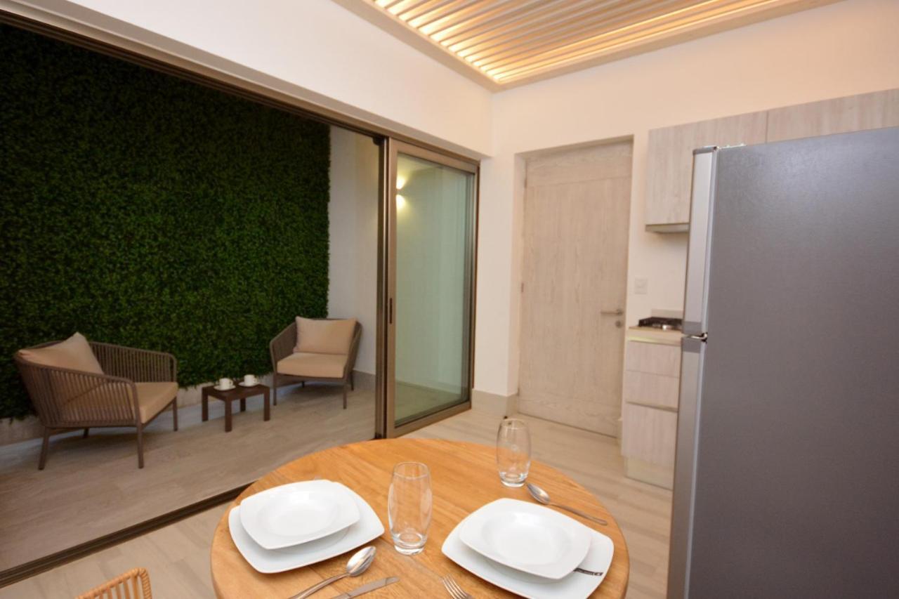 Mayan Monk Suites Плая дел Кармен Екстериор снимка